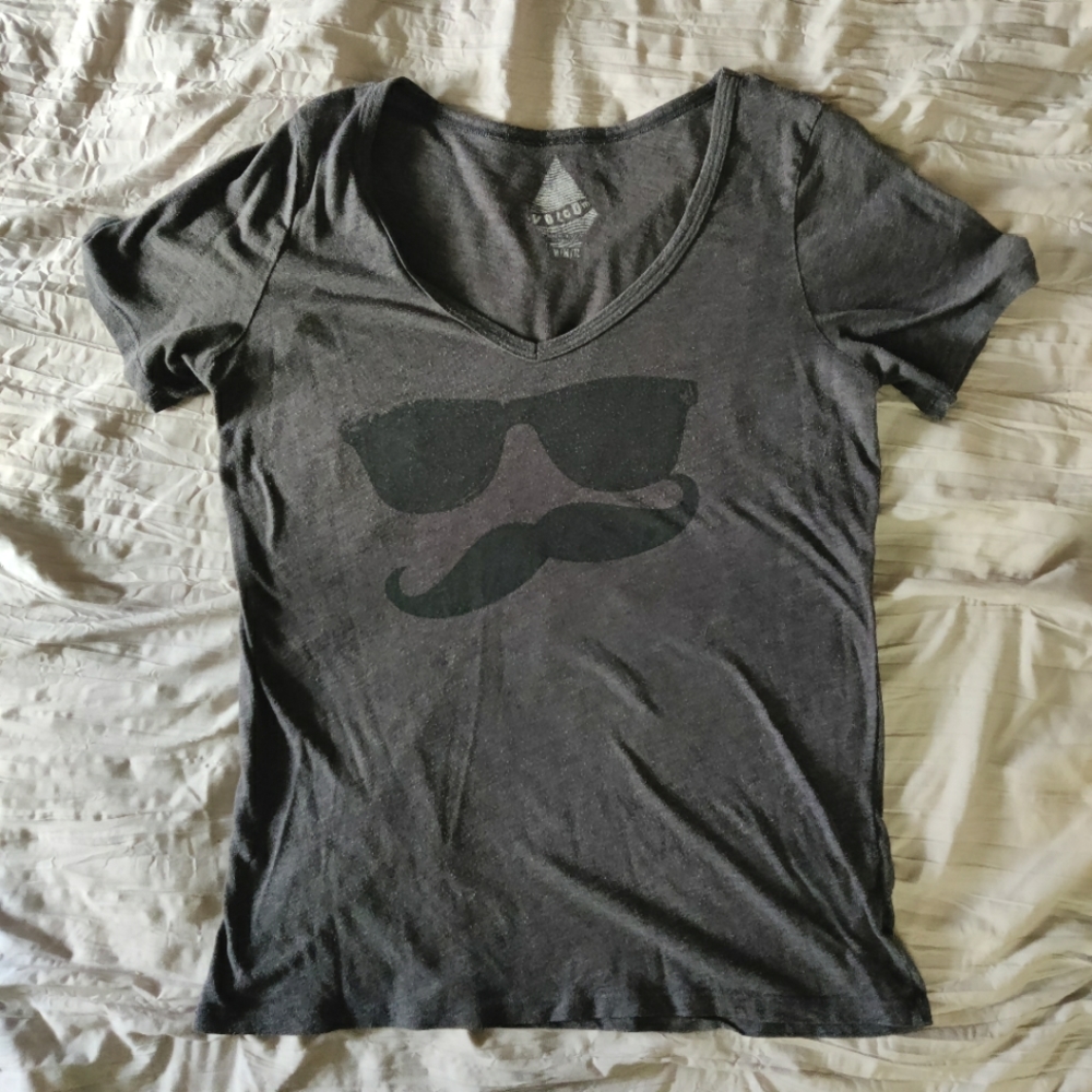Volcom t-shirt with mustache and sunglasses grey v-neck medium